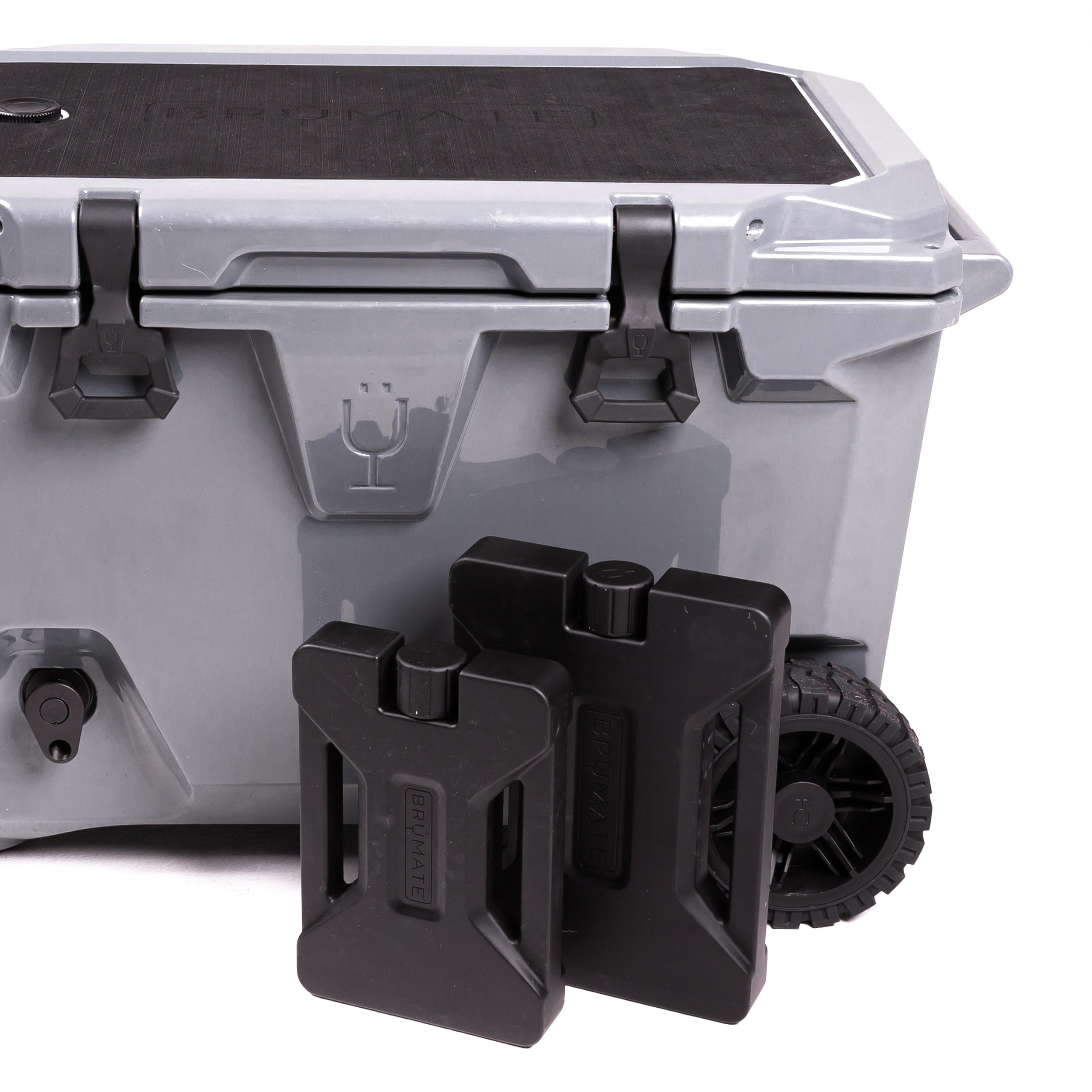 BrüTank 55-Quart Double Drink Holder Cooler Bundle | Ice White